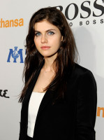 Alexandra Daddario photo #