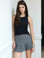 Alexandra Micu photo #