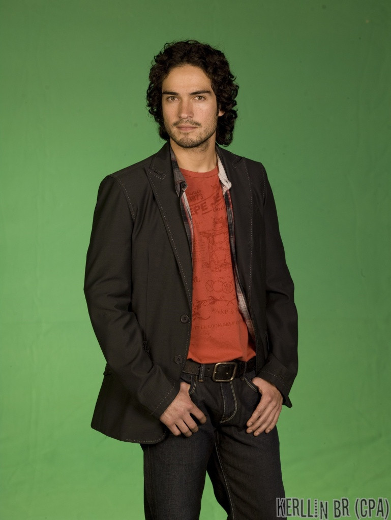 Alfonso Herrera : pic #506097