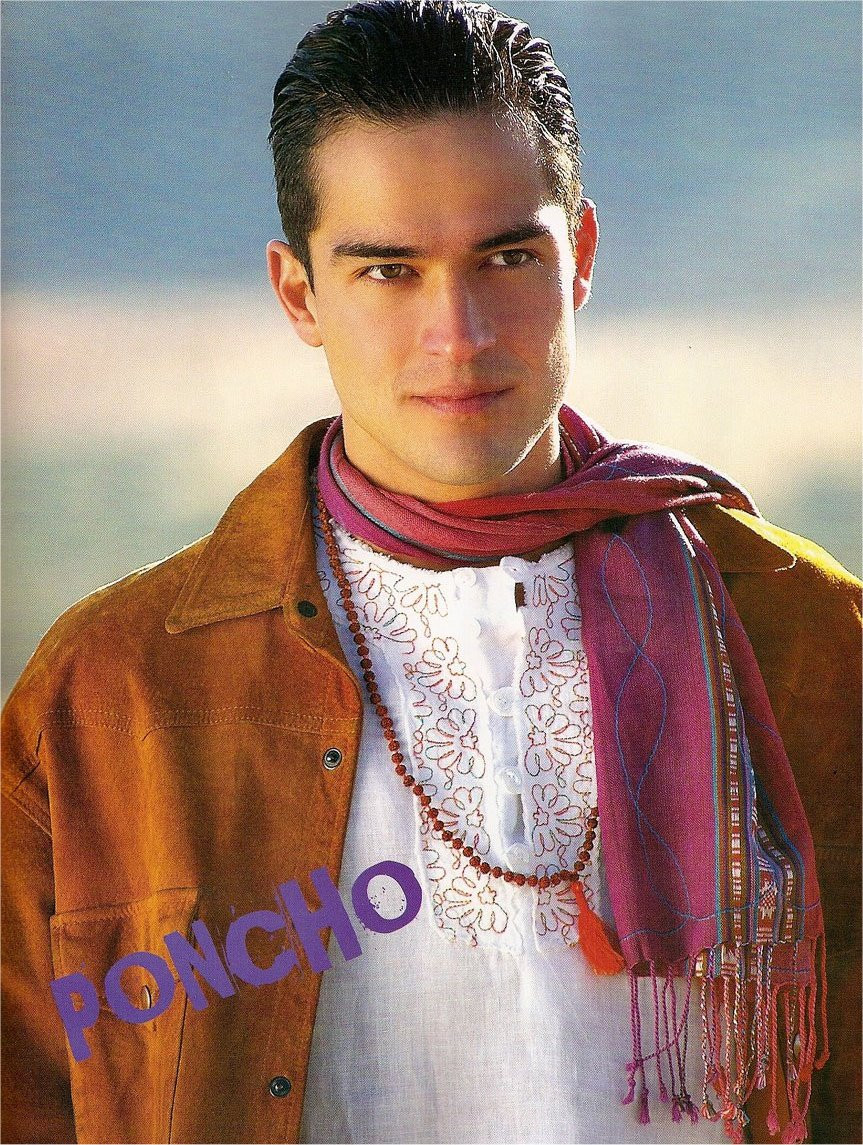 Alfonso Herrera : pic #497521