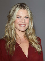 Ali Larter photo #