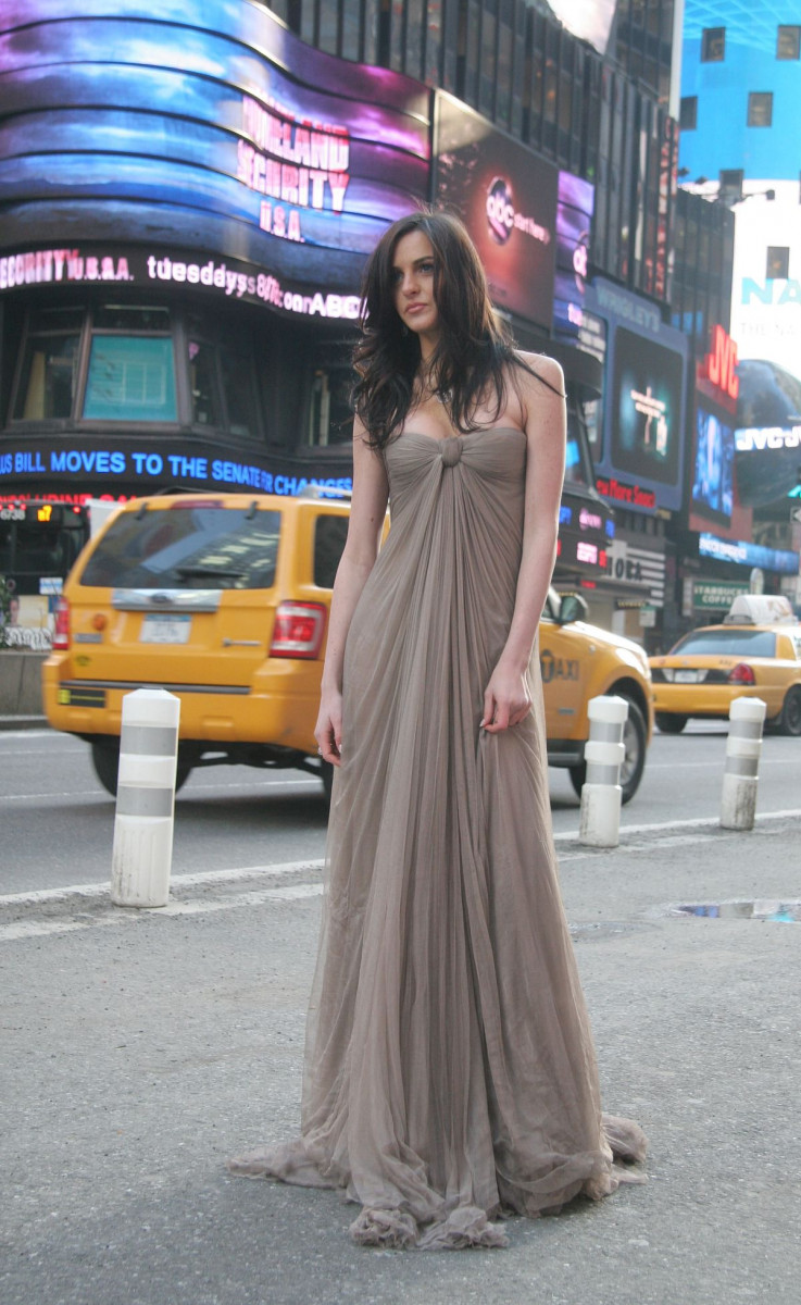 Ali Lohan: pic #174591