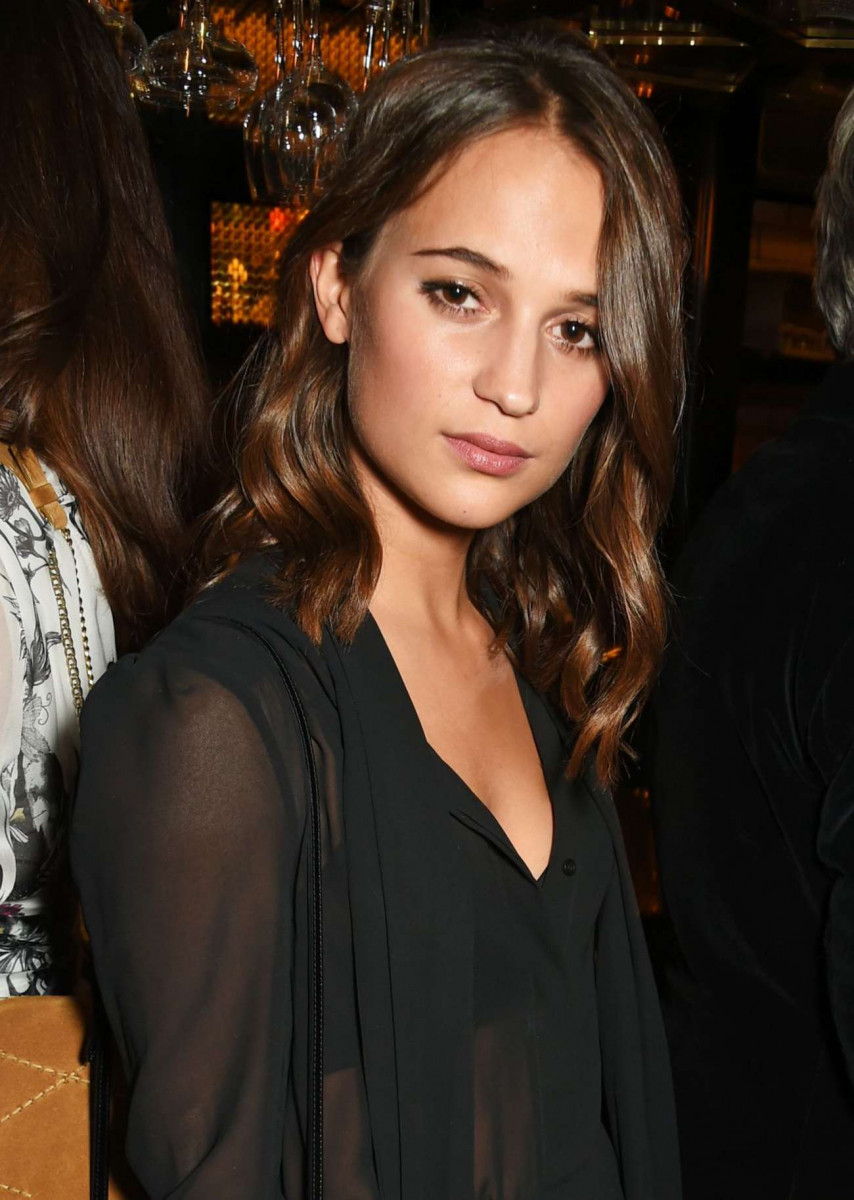 Alicia Vikander: pic #808421