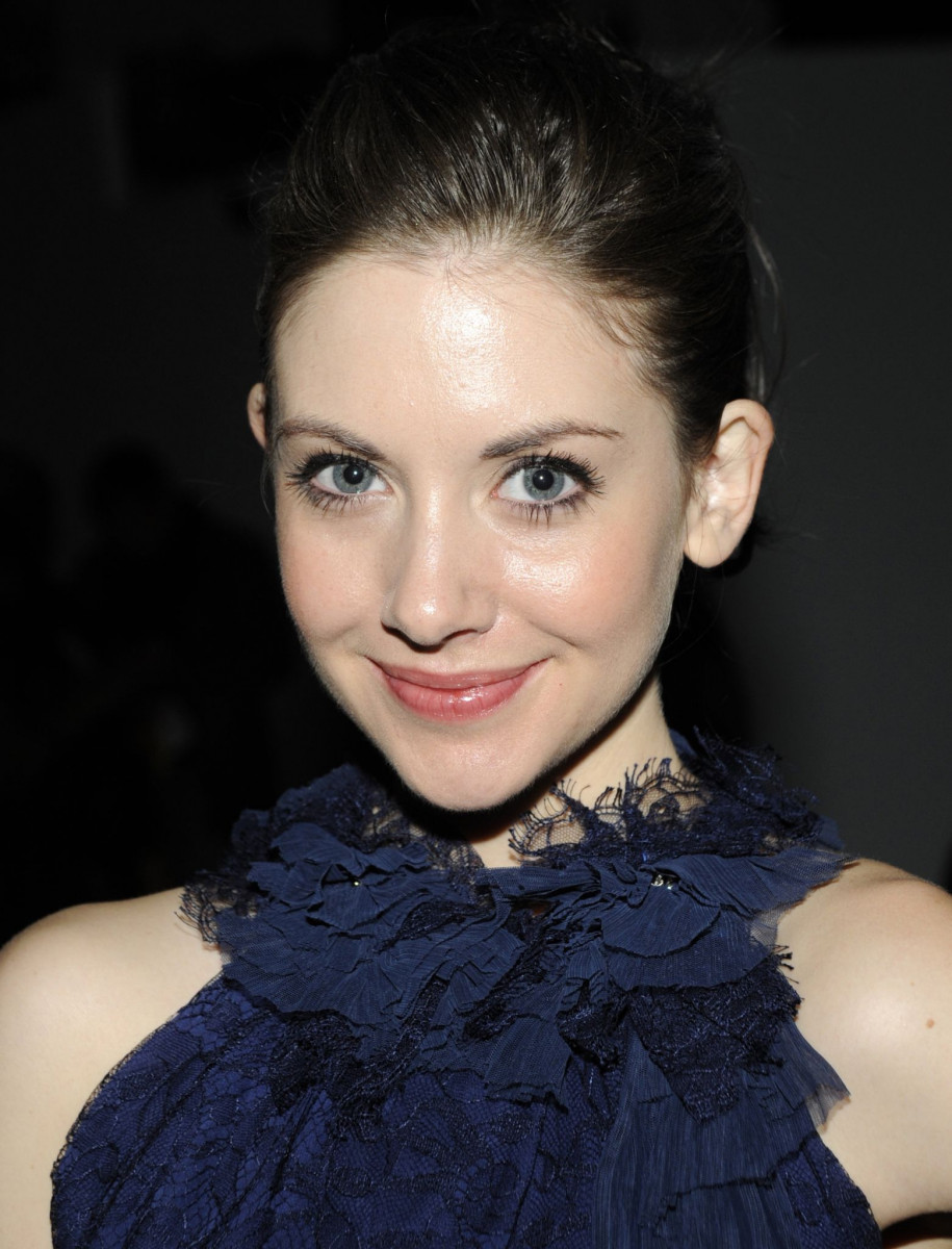 Alison Brie: pic #684734