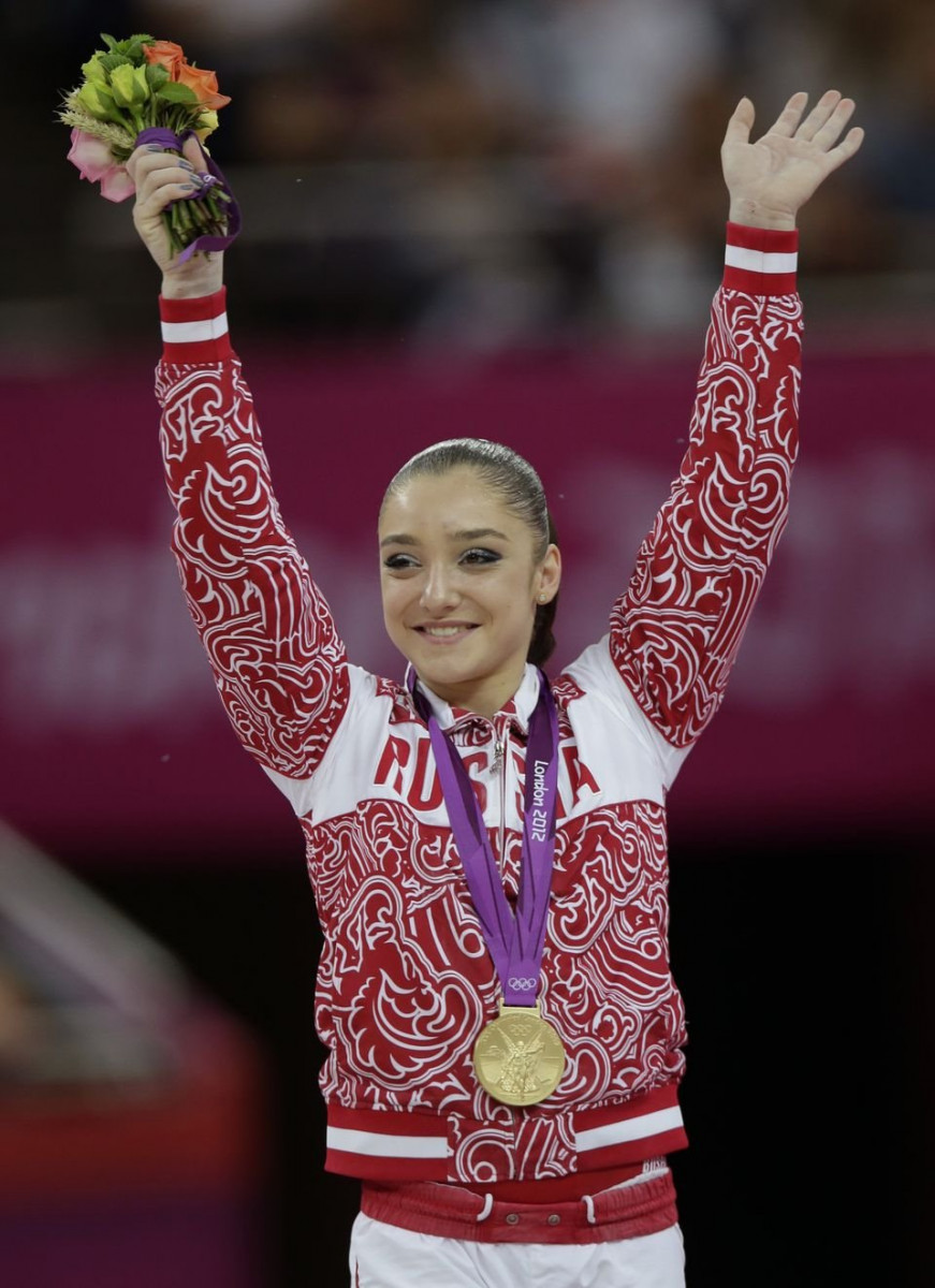 Aliya Mustafina: pic #521903