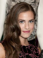 Allison Williams photo #