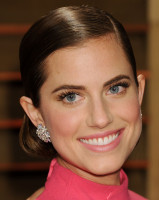 Allison Williams photo #