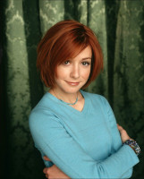 Alyson Hannigan photo #