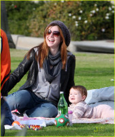 photo 19 in Alyson Hannigan gallery [id264103] 2010-06-16