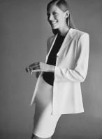 Alyssa Sutherland photo #