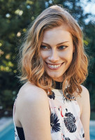 Alyssa Sutherland photo #