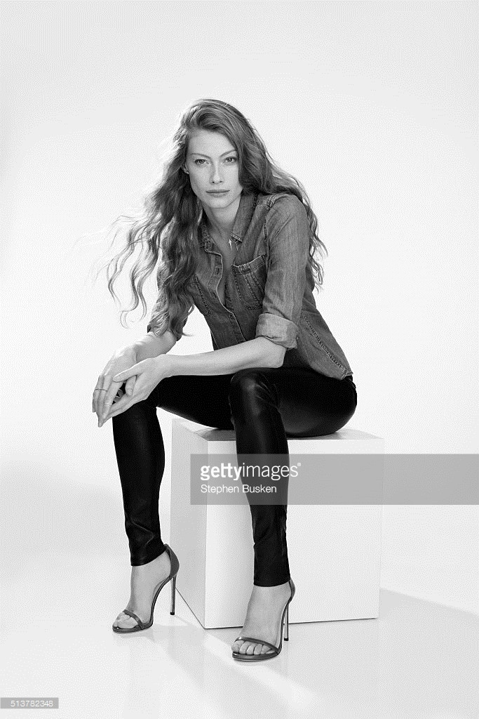 Alyssa Sutherland: pic #917739