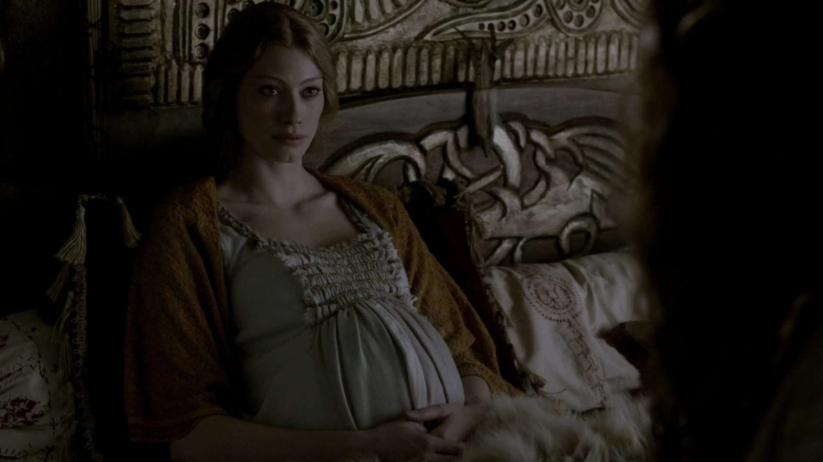 Alyssa Sutherland: pic #915691