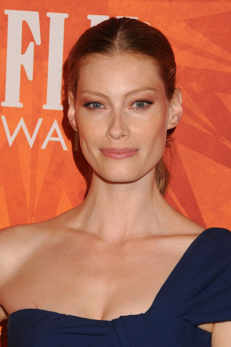 Alyssa Sutherland: pic #939084