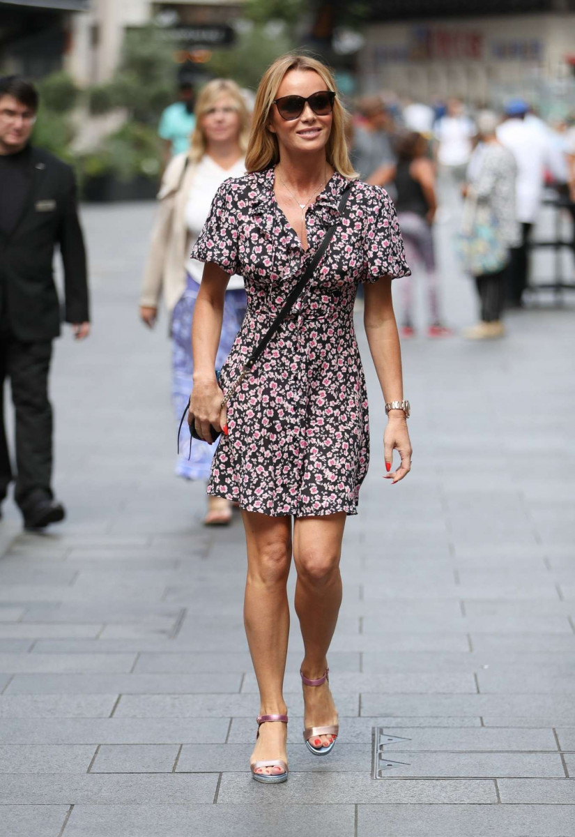 Amanda Holden: pic #1153150