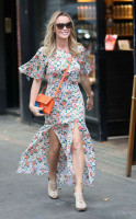 Amanda Holden photo #