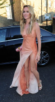 Amanda Holden photo #