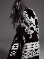 Amanda Norgaard photo #