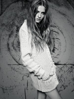 Amanda Norgaard photo #