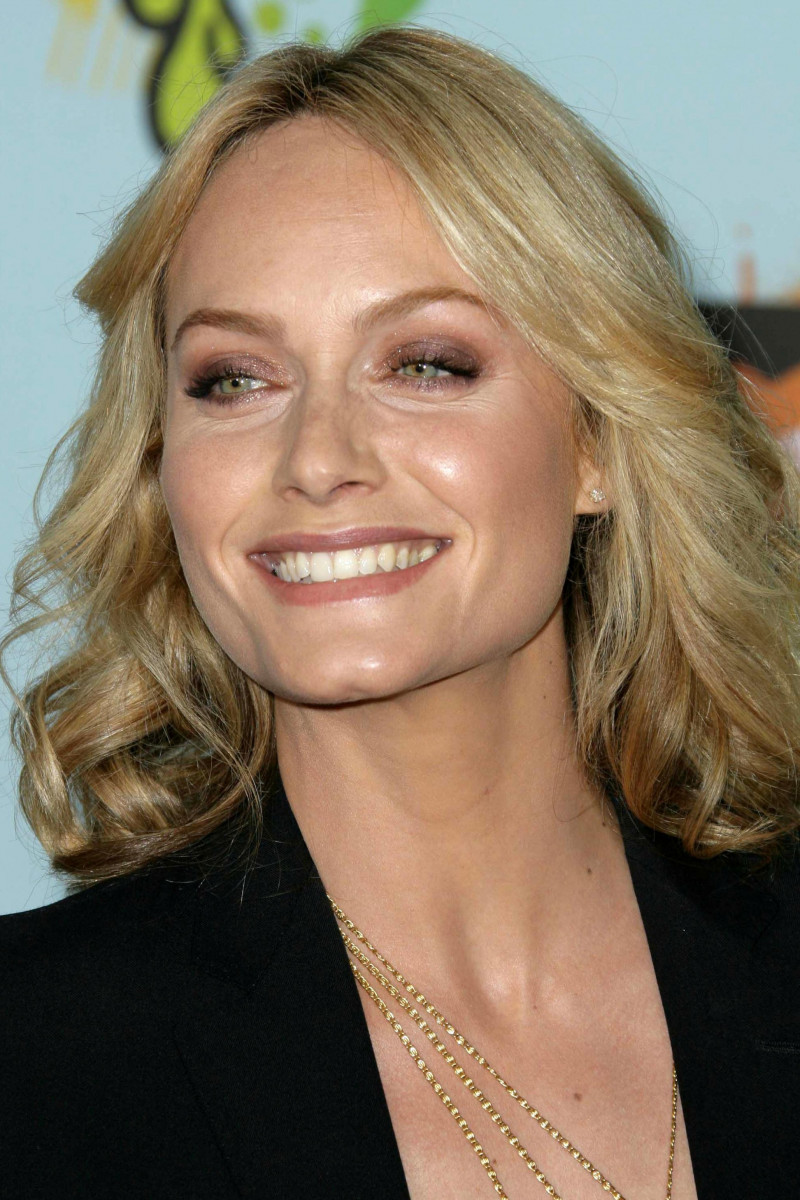 Amber Valletta: pic #164501