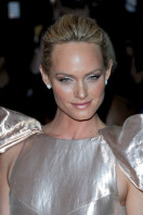 Amber Valletta photo #