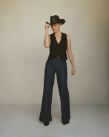 Amber Valletta photo #