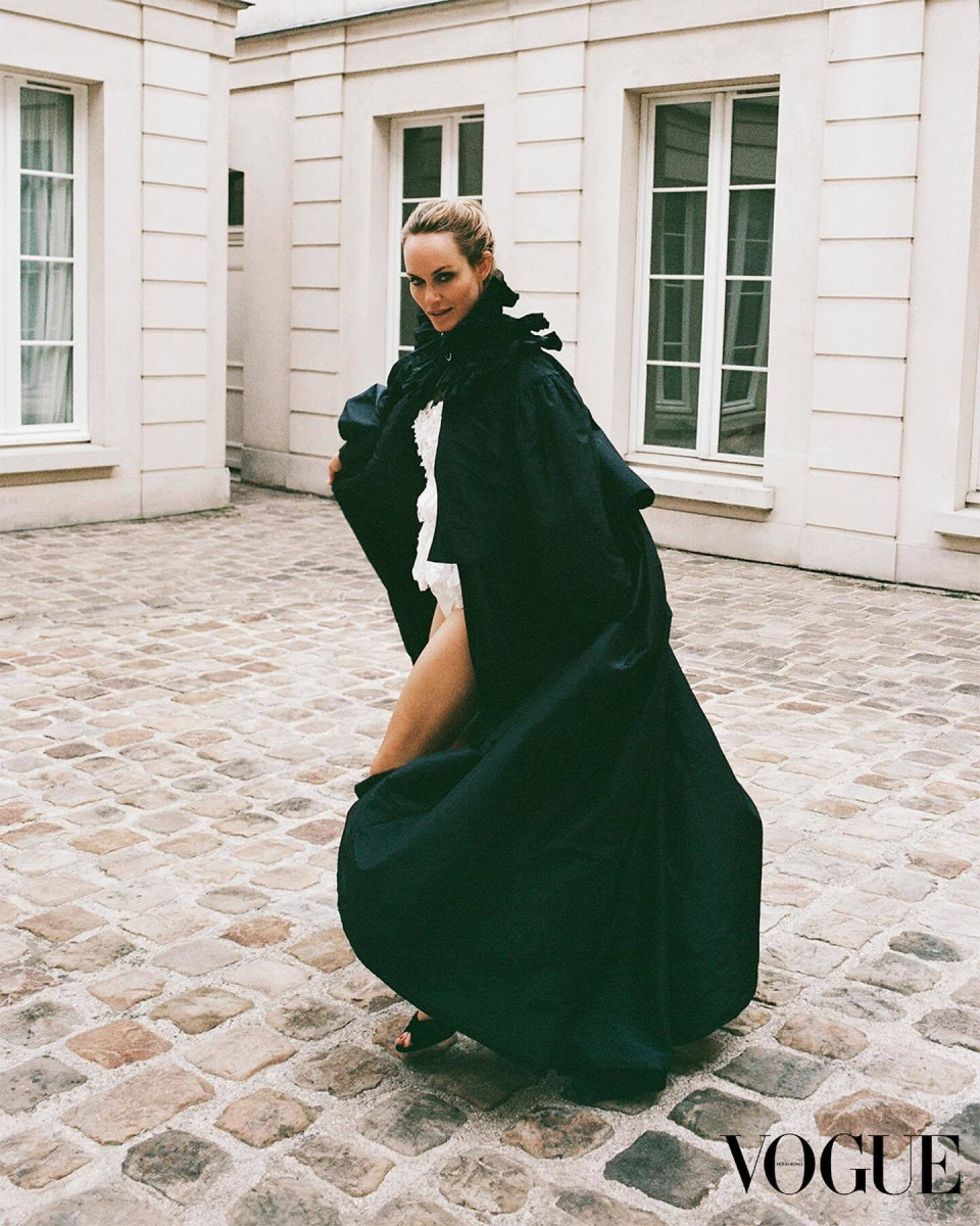 Amber Valletta: pic #1357054