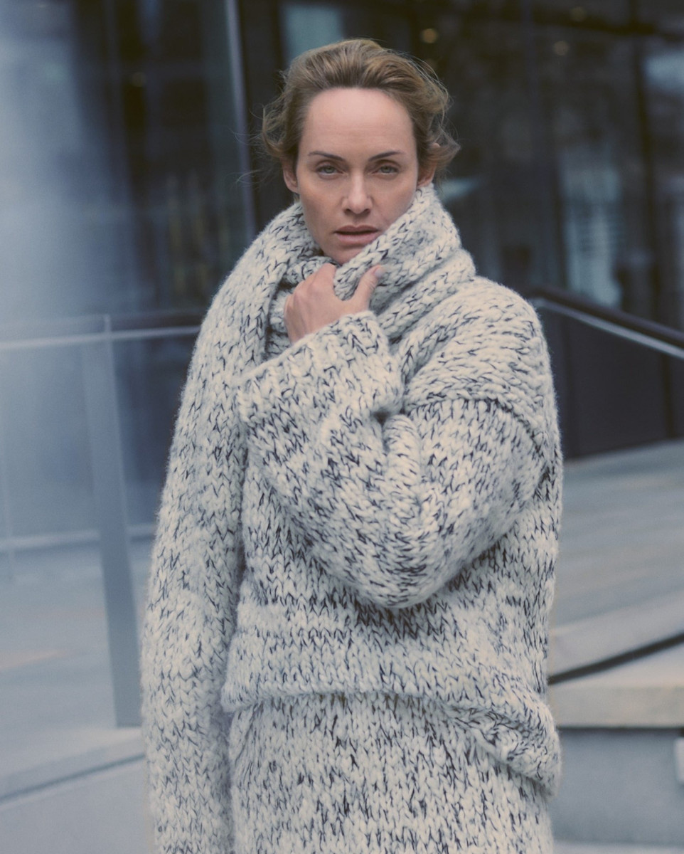 Amber Valletta: pic #1335857