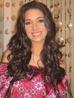 Amelia Vega photo #