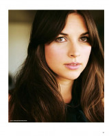 Amelia Warner photo #