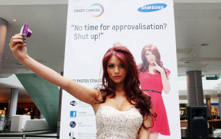 Amy Childs photo #