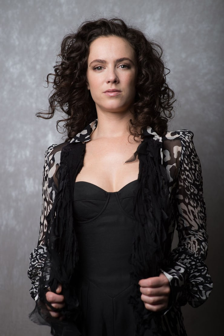 Amy Manson: pic #1241275