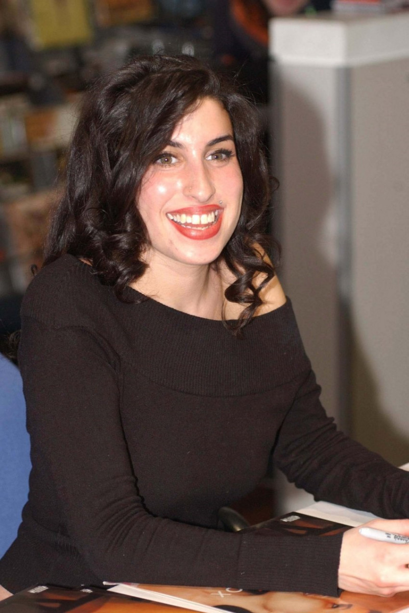 Amy Winehouse: pic #705572
