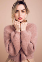 Ana de Armas photo #