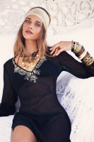 Ana Beatriz Barros photo #