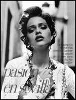 Ana Beatriz Barros photo #