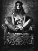 Ana Beatriz Barros photo #