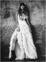 Ana Beatriz Barros photo #