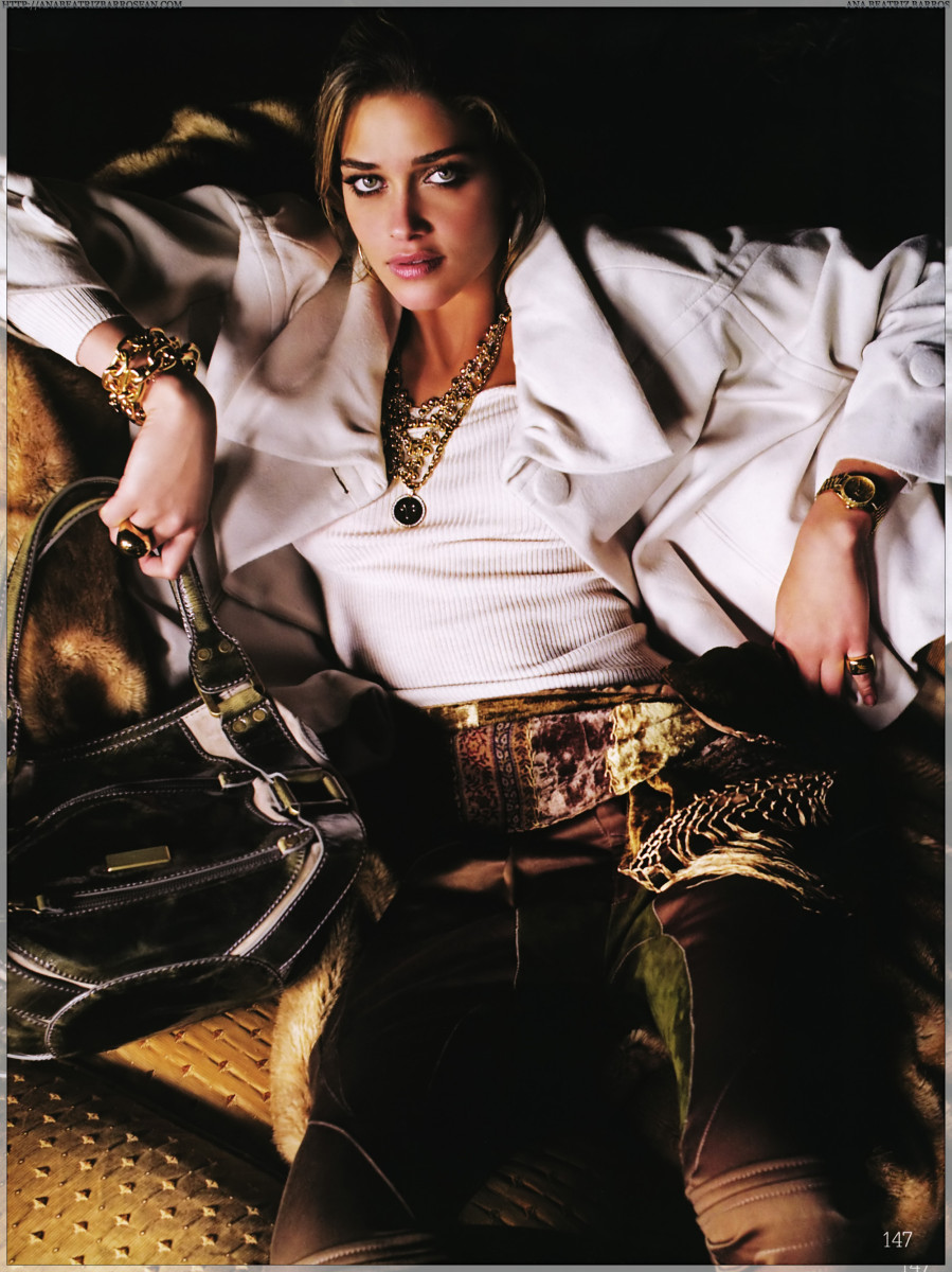 Ana Beatriz Barros: pic #223991