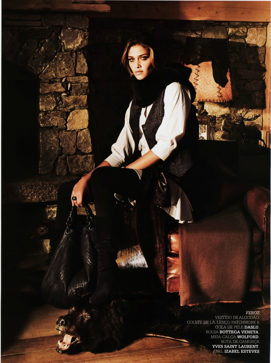 Ana Beatriz Barros: pic #223977