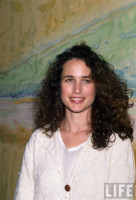 Andie Macdowell photo #