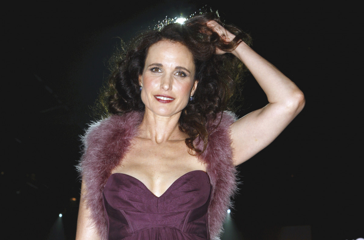 Andie Macdowell: pic #375497