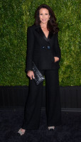 Andie Macdowell photo #