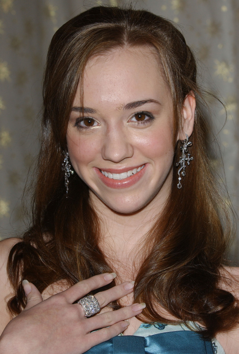 Andrea Bowen: pic #245229