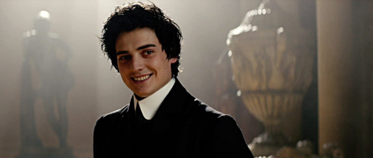 Aneurin Barnard: pic #840059