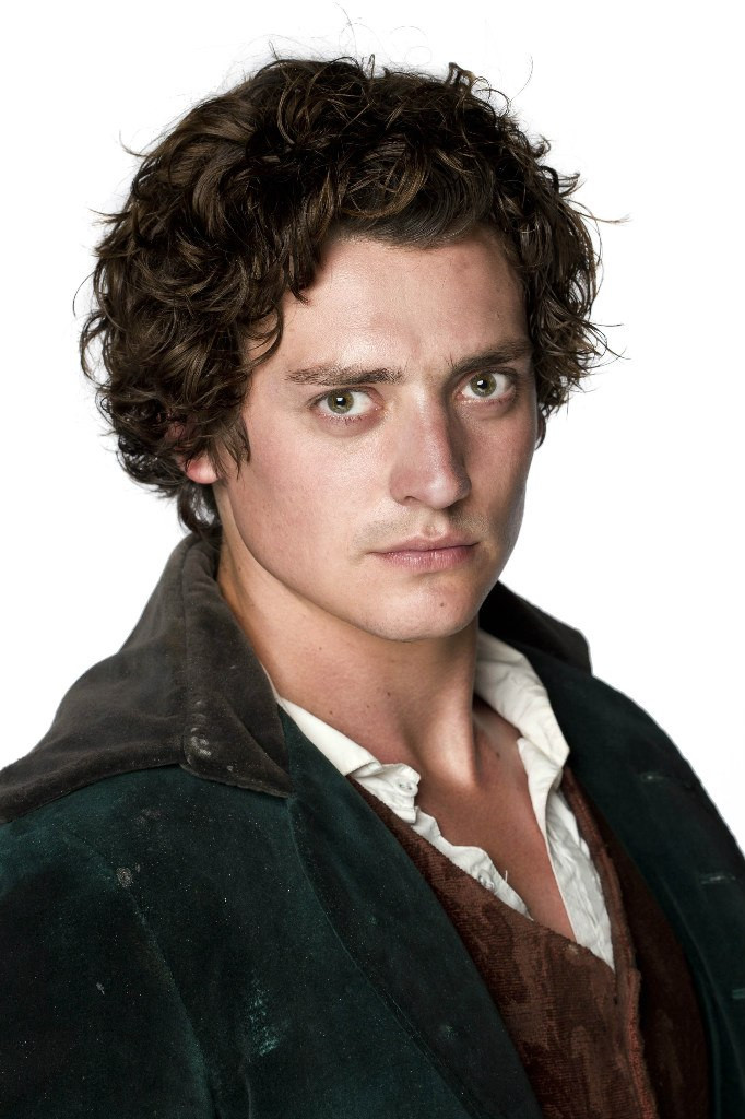 Aneurin Barnard: pic #840046