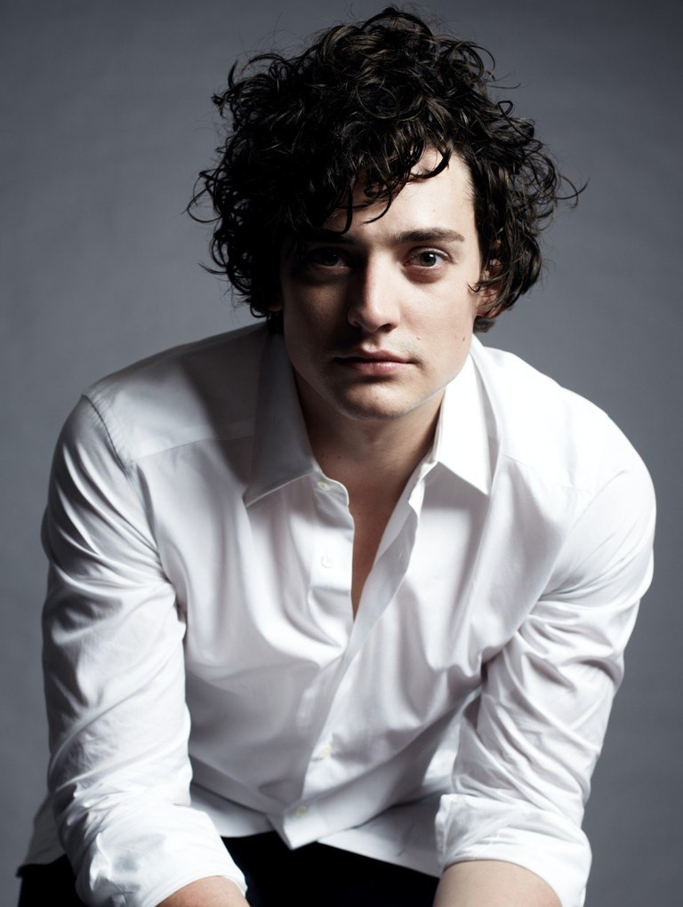 Aneurin Barnard: pic #844884