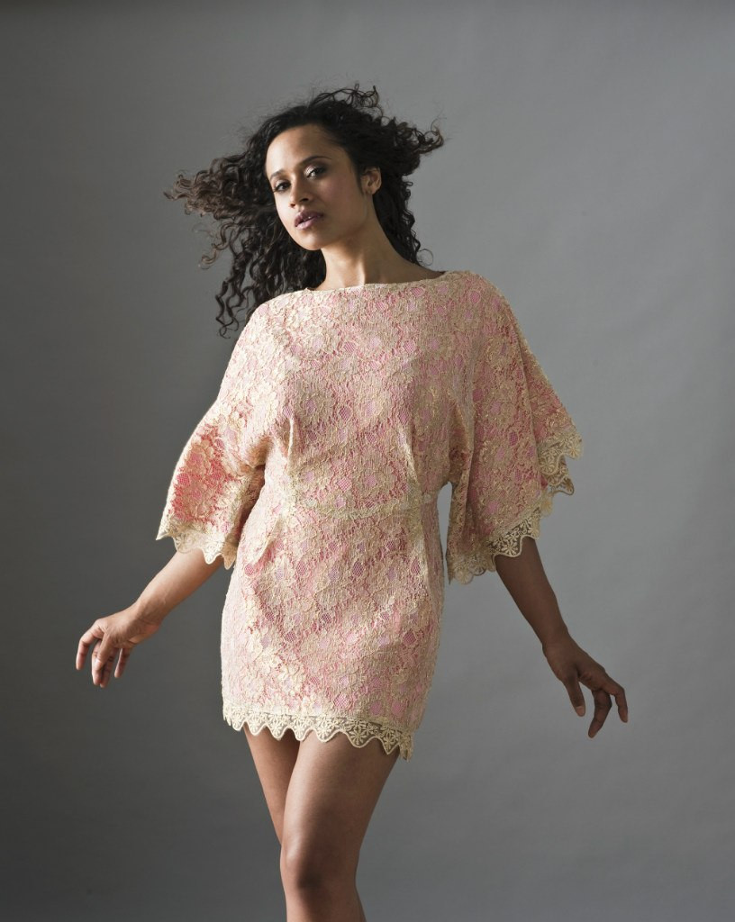 Angel Coulby: pic #596898