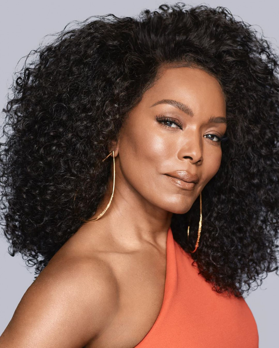 Angela Bassett: pic #1171490