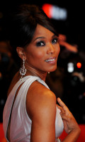 Angela Bassett photo #
